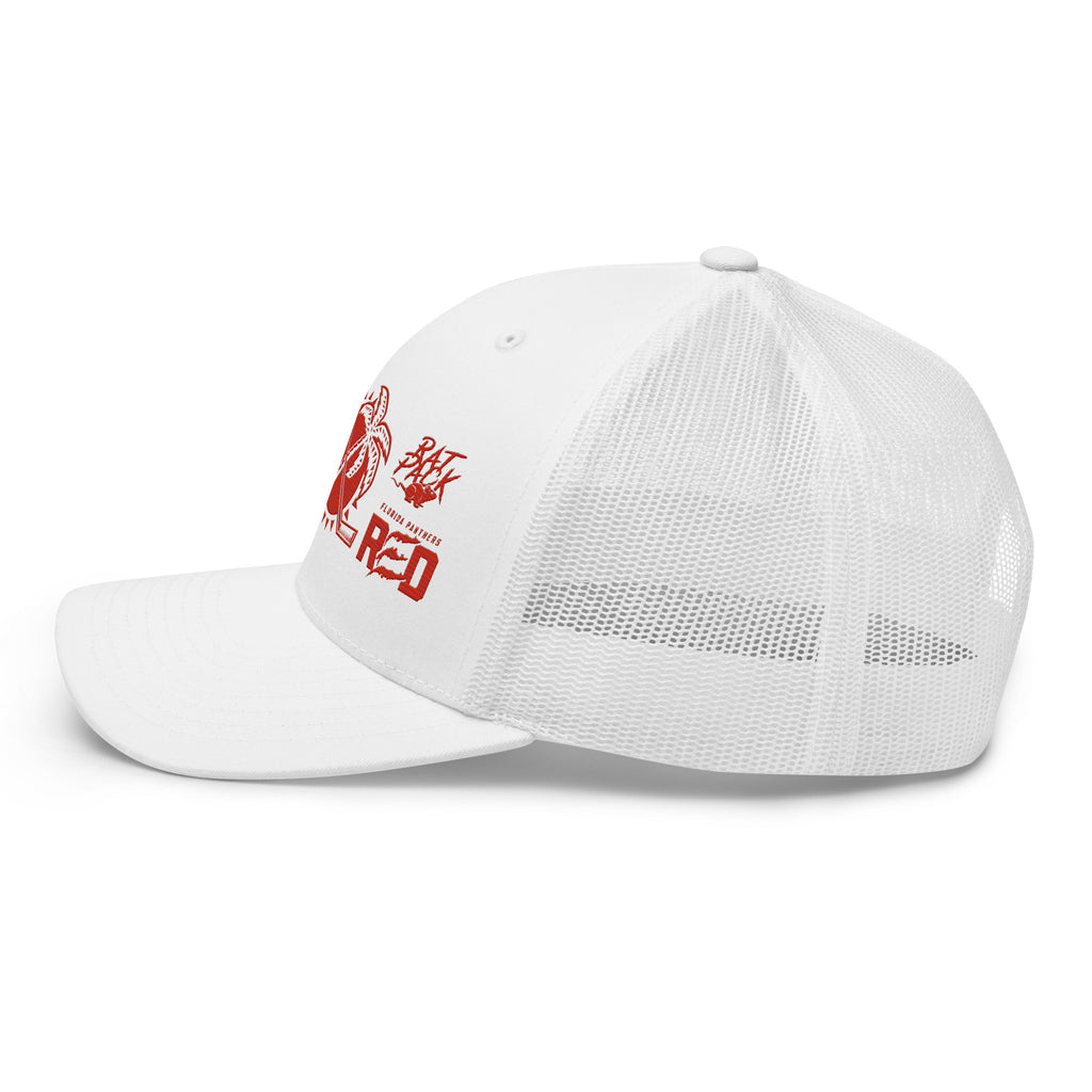 Trucker Cap Rally Towel 2025 in White left view